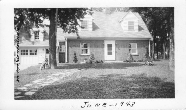 YEG1943-06 Dunlop Street house